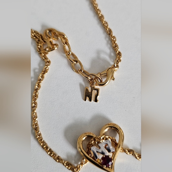 Nina Ricci Heart shaped Two Toned Necklace - Picture 3 of 5